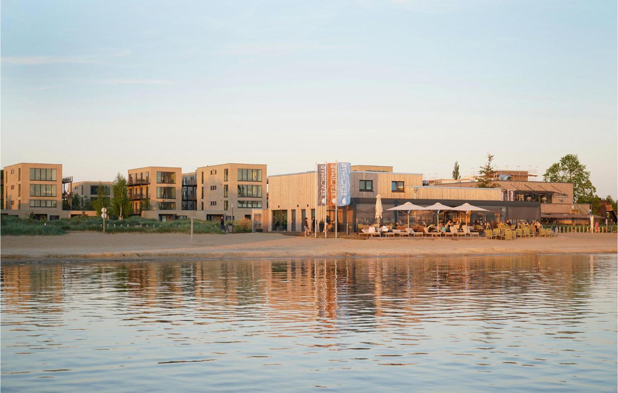 Beach Front Home In Lembruch-Duemmer See With Wifi Eksteriør bilde