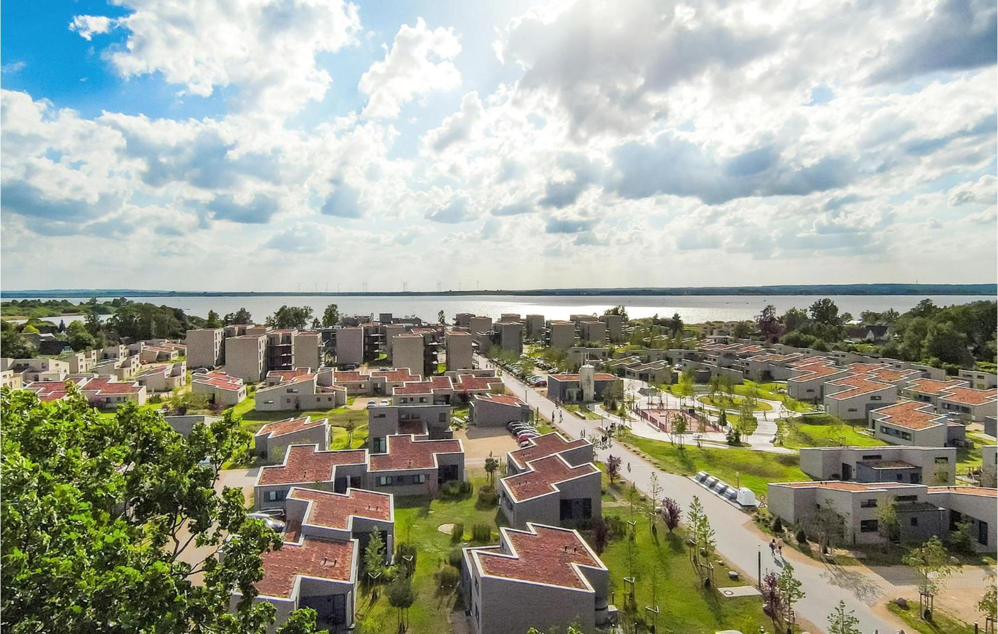 Beach Front Home In Lembruch-Duemmer See With Wifi Eksteriør bilde
